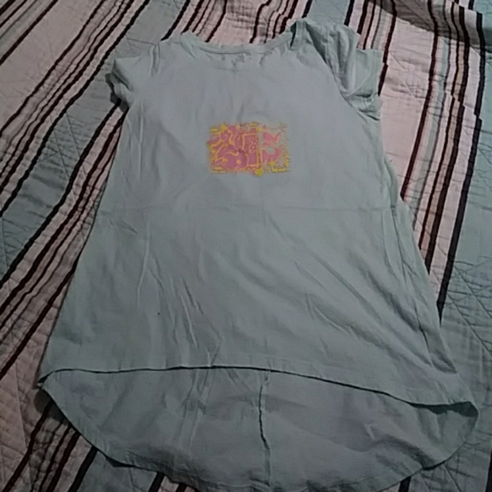 Yes graffiti shirt on a mint green shirt